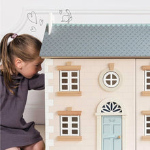 Load image into Gallery viewer, Bay Tree House