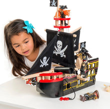 Load image into Gallery viewer, Pirate ship