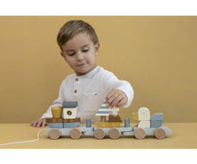 Load image into Gallery viewer, Stacking train Sailor Bay