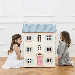 Cherry Tree Hall Doll house