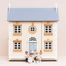 Load image into Gallery viewer, Bay Tree Doll House
