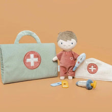 Load image into Gallery viewer, Jim doll care playset
