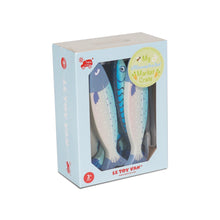 Load image into Gallery viewer, Fresh Fish crate
